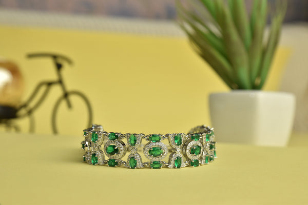 Emarald Radiance Bracelet